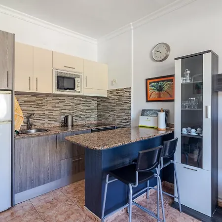 Flatguest La Puntilla Apartment *